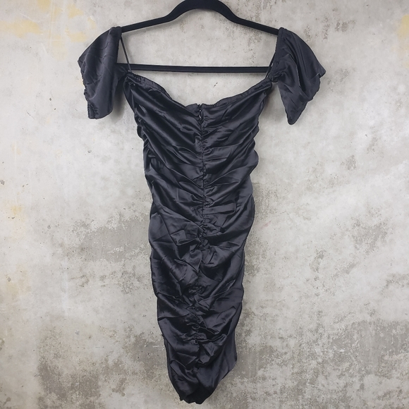 ASOS OFF THE SHOULDER DRESS - Picture 10 of 10